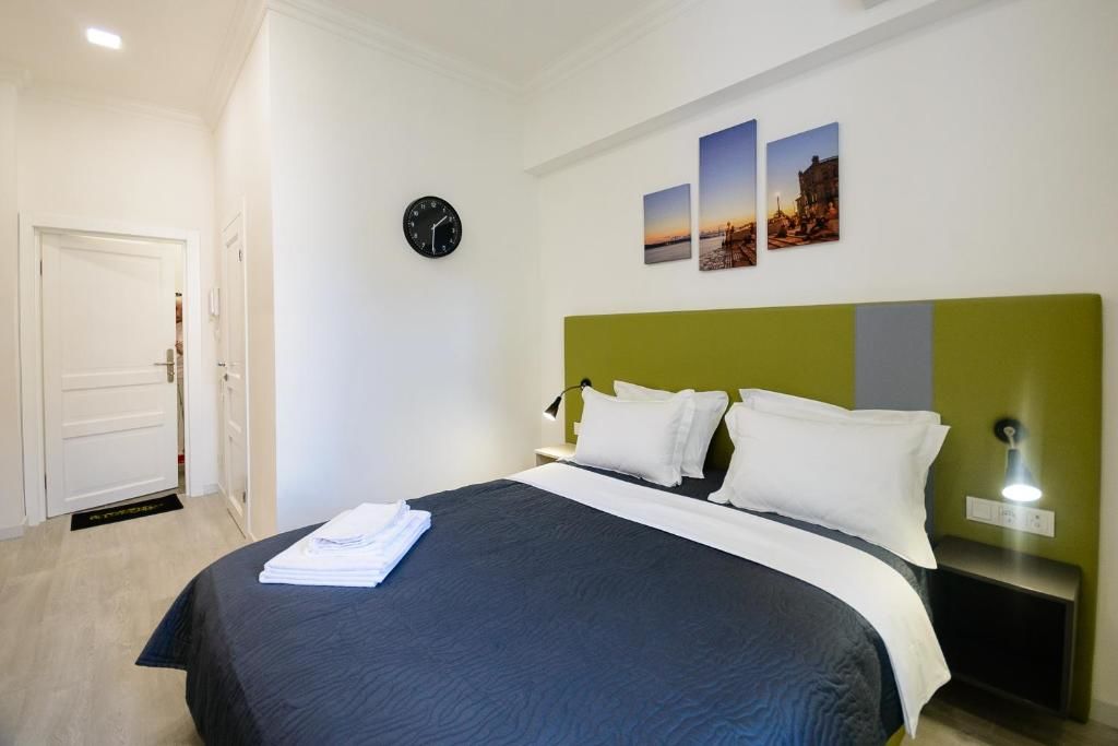 Апартаменты Partner Guest House Khreschatyk Киев
