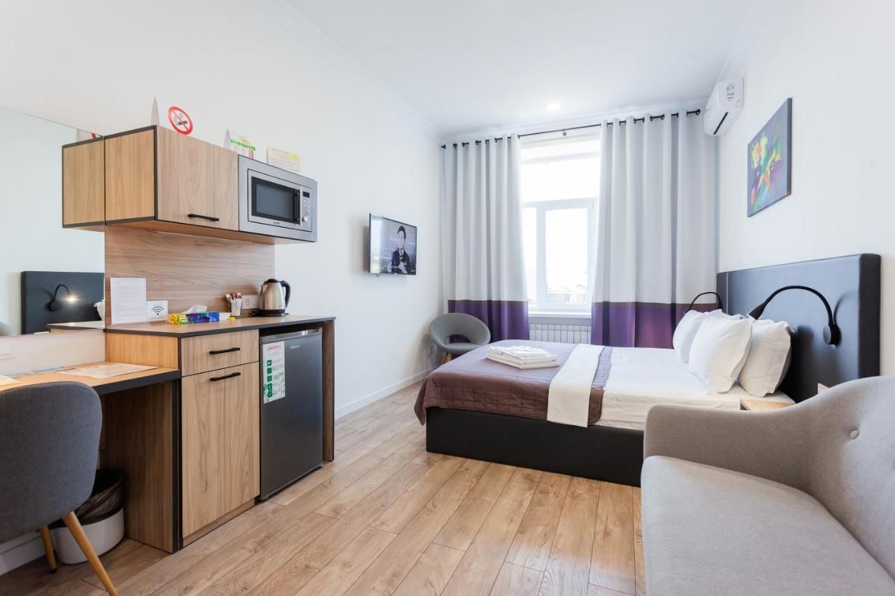 Апартаменты Partner Guest House Khreschatyk Киев