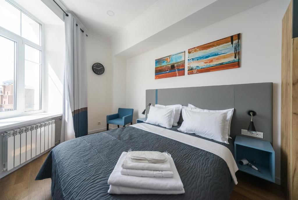 Апартаменты Partner Guest House Khreschatyk Киев