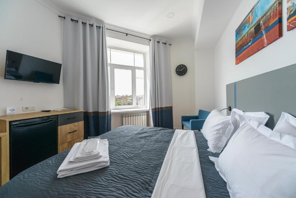 Апартаменты Partner Guest House Khreschatyk Киев
