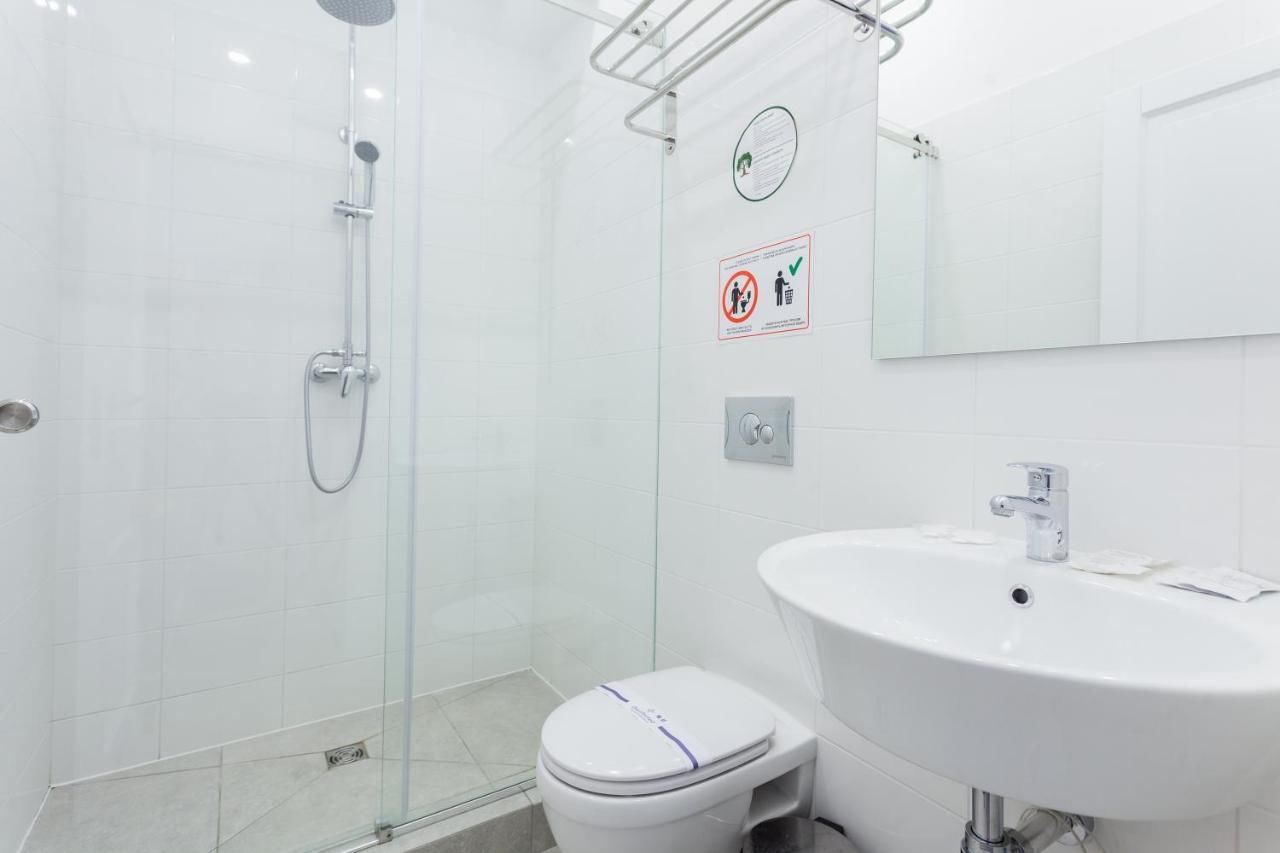 Апартаменты Partner Guest House Khreschatyk Киев