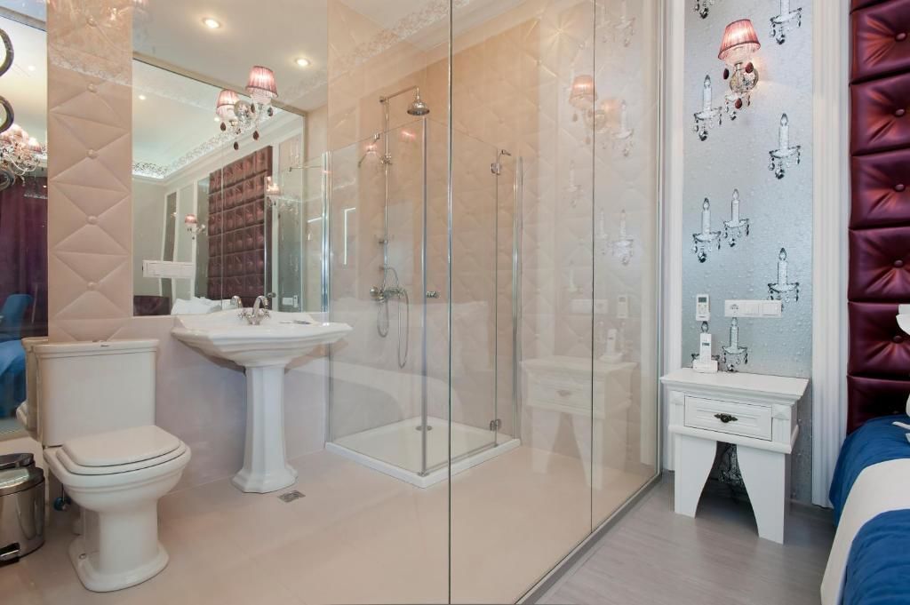 Апартаменты Partner Guest House Khreschatyk Киев