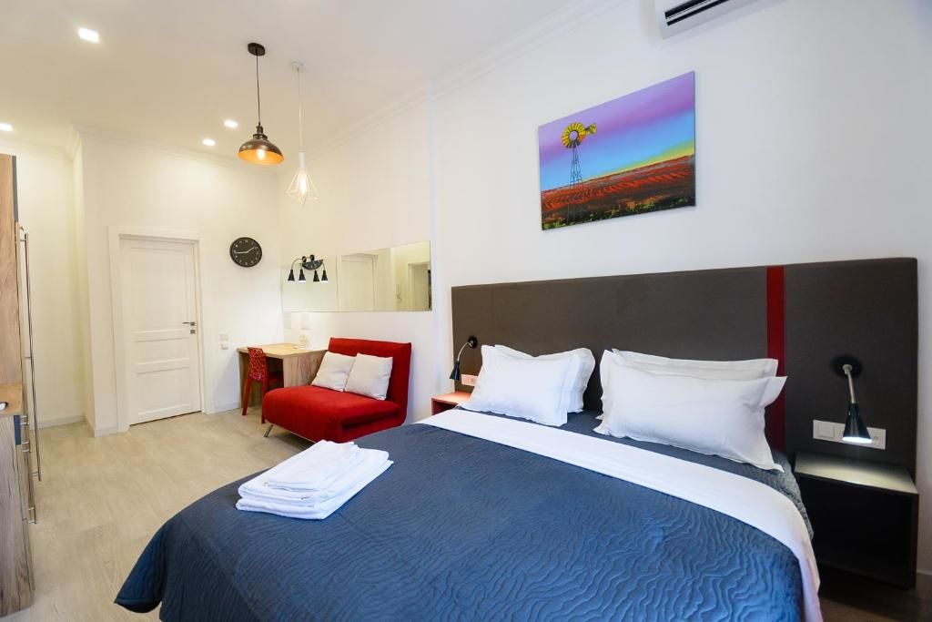 Апартаменты Partner Guest House Khreschatyk Киев