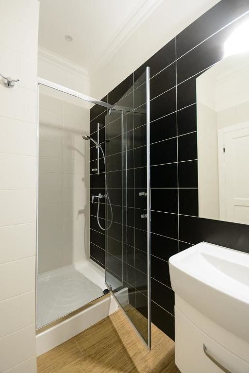 Апартаменты Partner Guest House Khreschatyk Киев