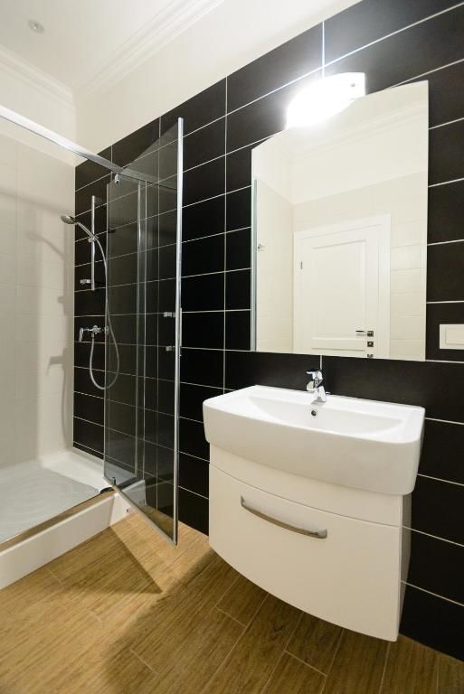 Апартаменты Partner Guest House Khreschatyk Киев