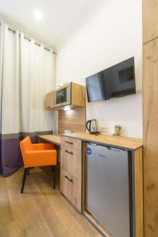 Апартаменты Partner Guest House Khreschatyk Киев Современные апартаменты с видом на переулок - Крещатик, 15-1