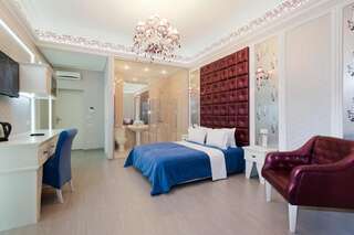 Апартаменты Partner Guest House Khreschatyk Киев Просторные тихие и стильные апартаменты-студио - Крещатик, 15-1