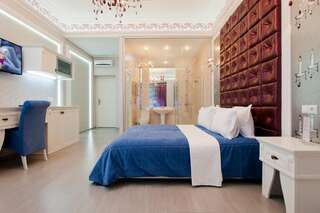 Апартаменты Partner Guest House Khreschatyk Киев Просторные тихие и стильные апартаменты-студио - Крещатик, 15-2