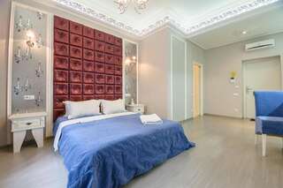 Апартаменты Partner Guest House Khreschatyk Киев Современный тихий полулюкс с душем - Крещатик, 15-1