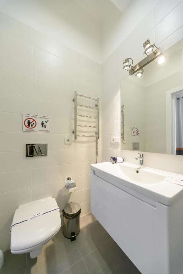 Апартаменты Partner Guest House Khreschatyk Киев-31