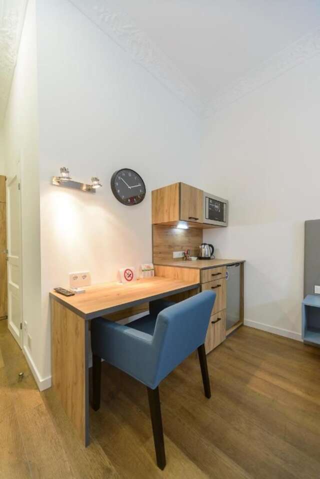 Апартаменты Partner Guest House Khreschatyk Киев-43