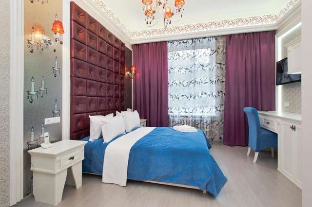 Апартаменты Partner Guest House Khreschatyk Киев-48