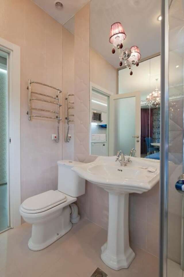 Апартаменты Partner Guest House Khreschatyk Киев-57