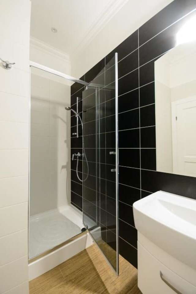 Апартаменты Partner Guest House Khreschatyk Киев-91