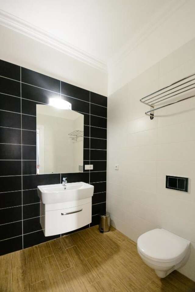 Апартаменты Partner Guest House Khreschatyk Киев-92