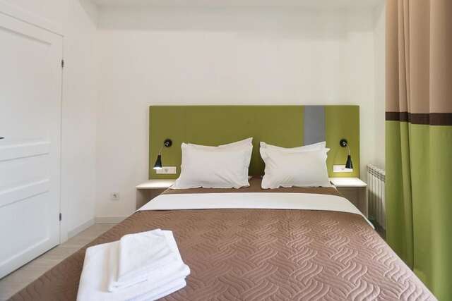 Апартаменты Partner Guest House Khreschatyk Киев-97