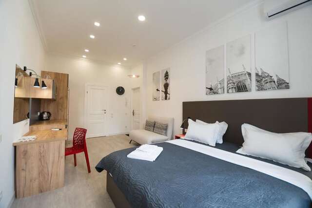 Апартаменты Partner Guest House Khreschatyk Киев-101